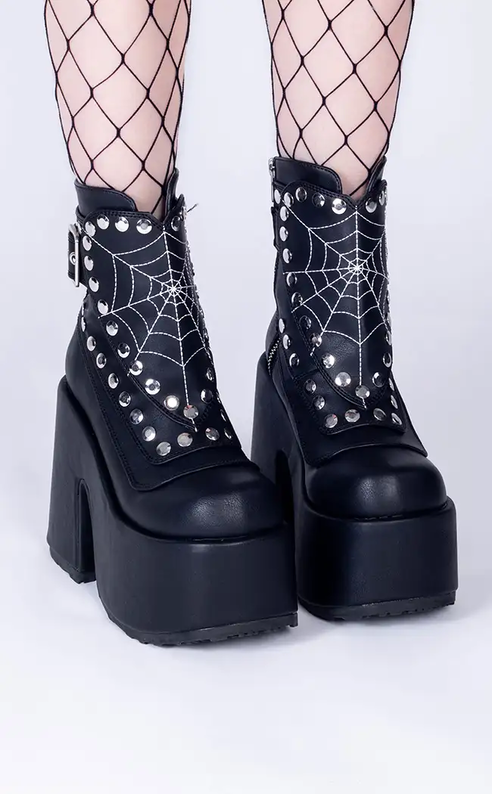 Demonia vegan clearance