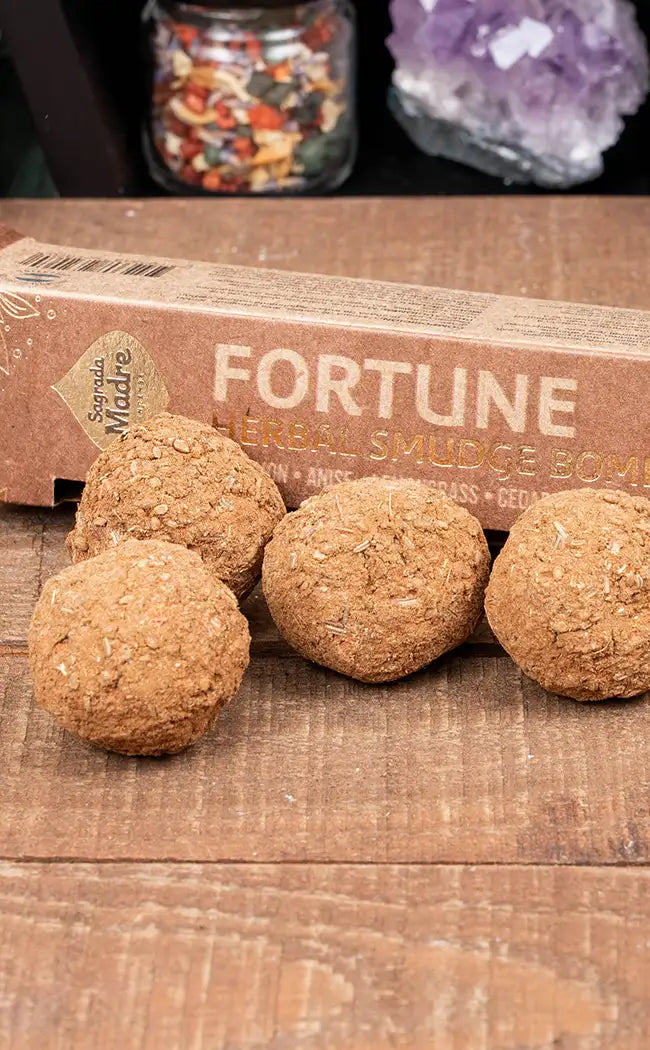 Smudge Bombs | Fortune