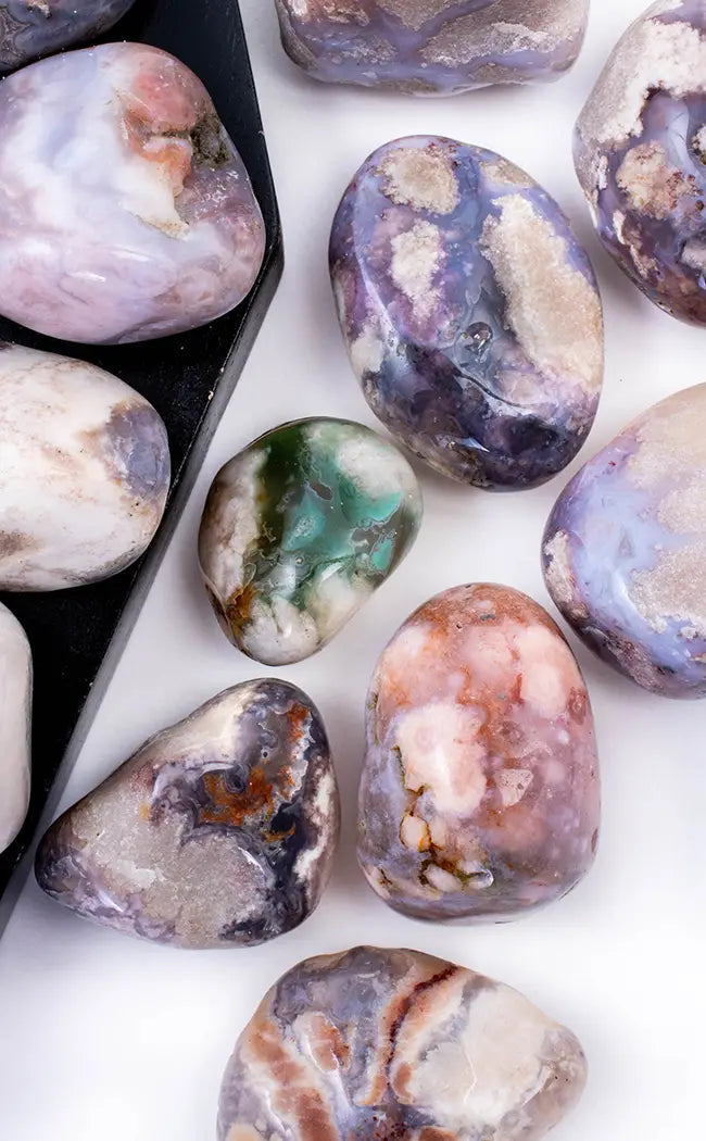 Tumbled Stones | Flower Agate | M - XL-Tumble Stones-Tragic Beautiful