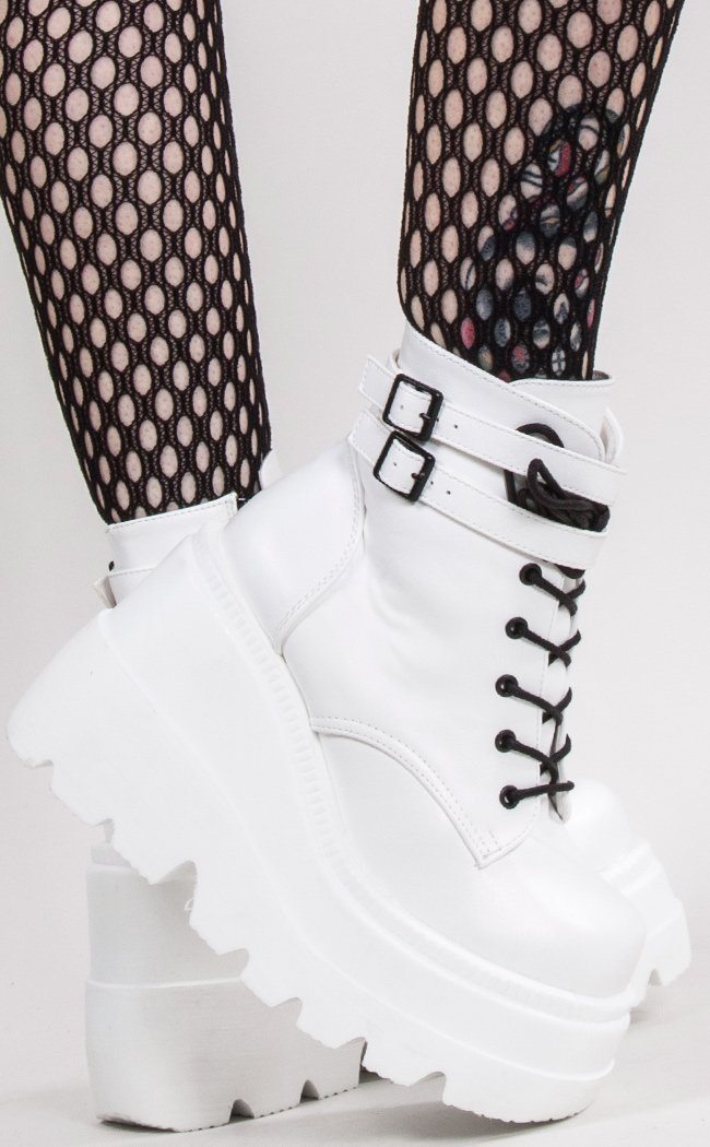 SHAKER-52 White Boots-Demonia-Tragic Beautiful