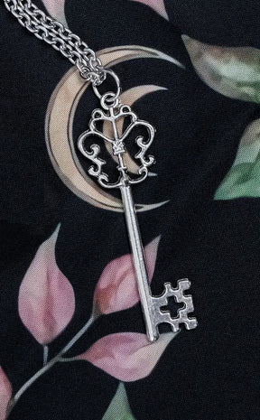 7 Sins | The Covenant - Necklace Set