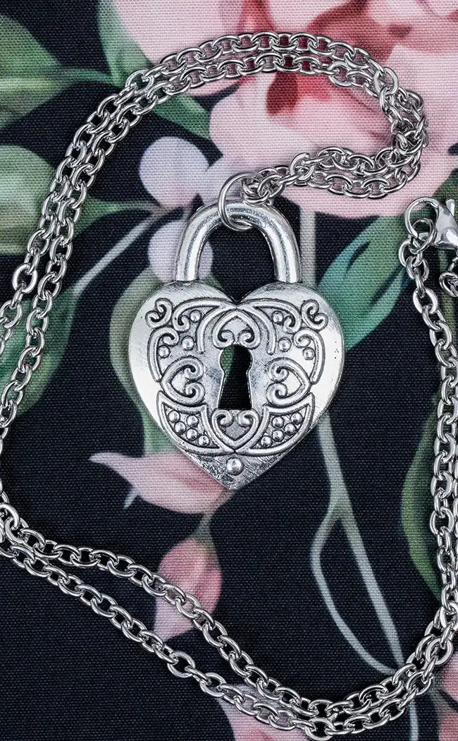 7 Sins | The Covenant - Necklace Set