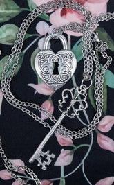 7 Sins | The Covenant - Necklace Set