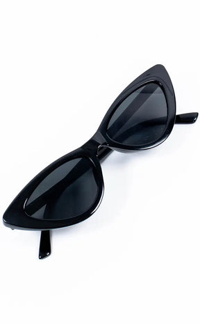 Stayin' Sharp Black Cats Eye Sunglasses-Cold Black Heart-Tragic Beautiful