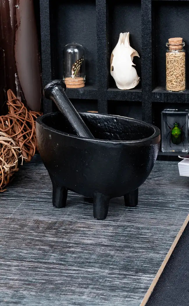 Cast Iron Cauldron Mortar and Pestle with Legs