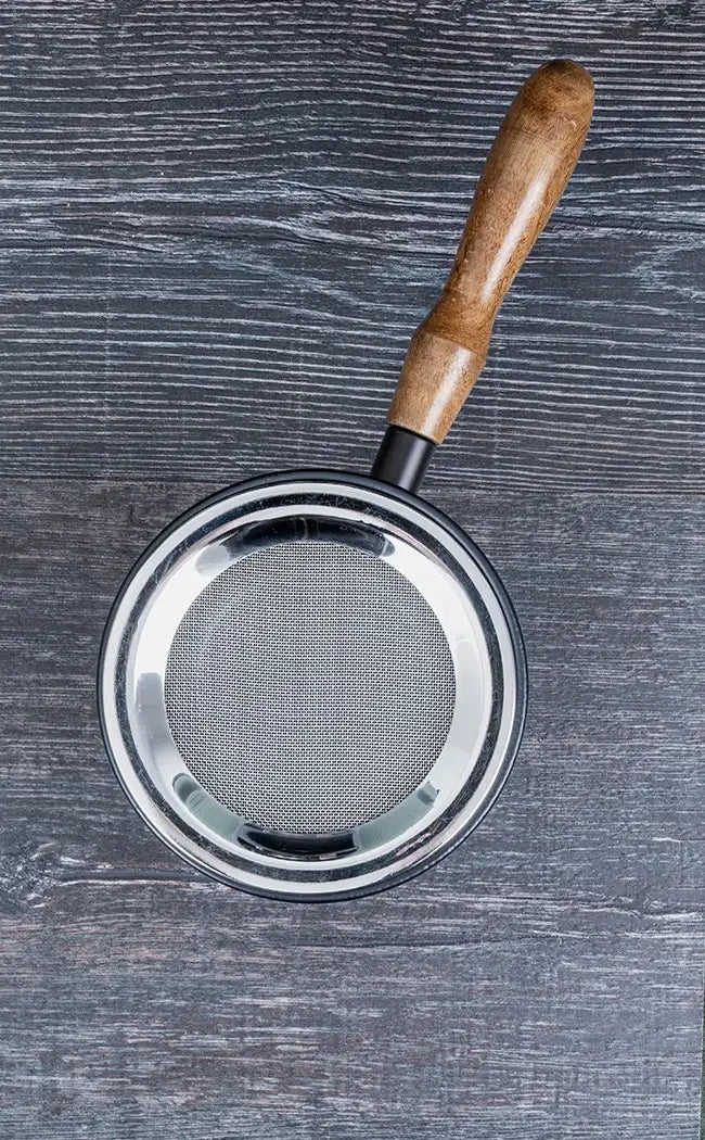 Cauldron with Mesh & Handle