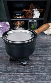 Cauldron with Mesh & Handle