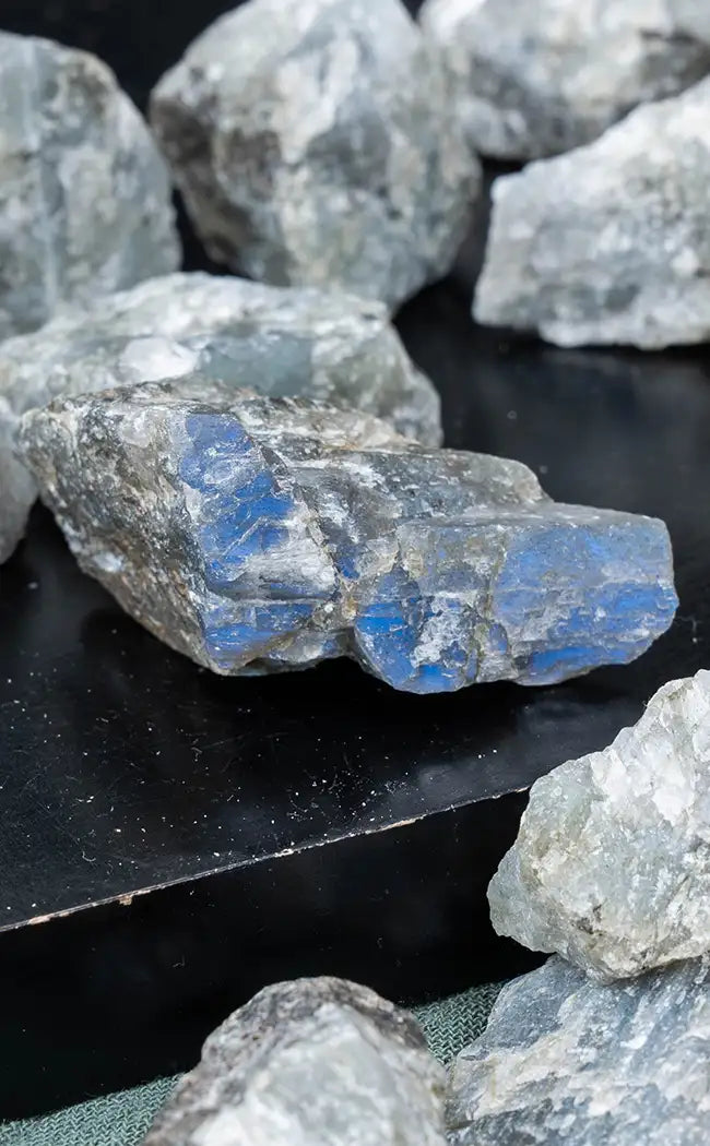 Labradorite Raw Roughs