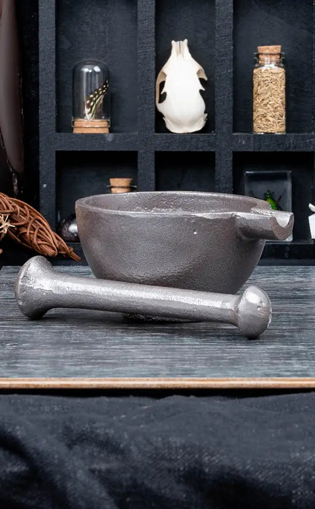 Silver Mortar & Pestle with Pourer