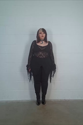 Faythe Lace Top [Plus-Size]