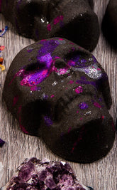 Fade to Black Spooky Skull Bath Bomb-Aether-Tragic Beautiful