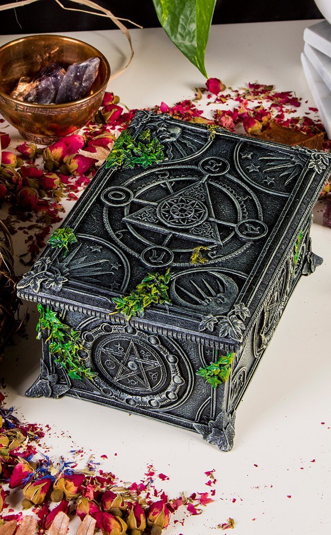 Wiccan Pentagram Tarot Box-Nemesis Now-Tragic Beautiful